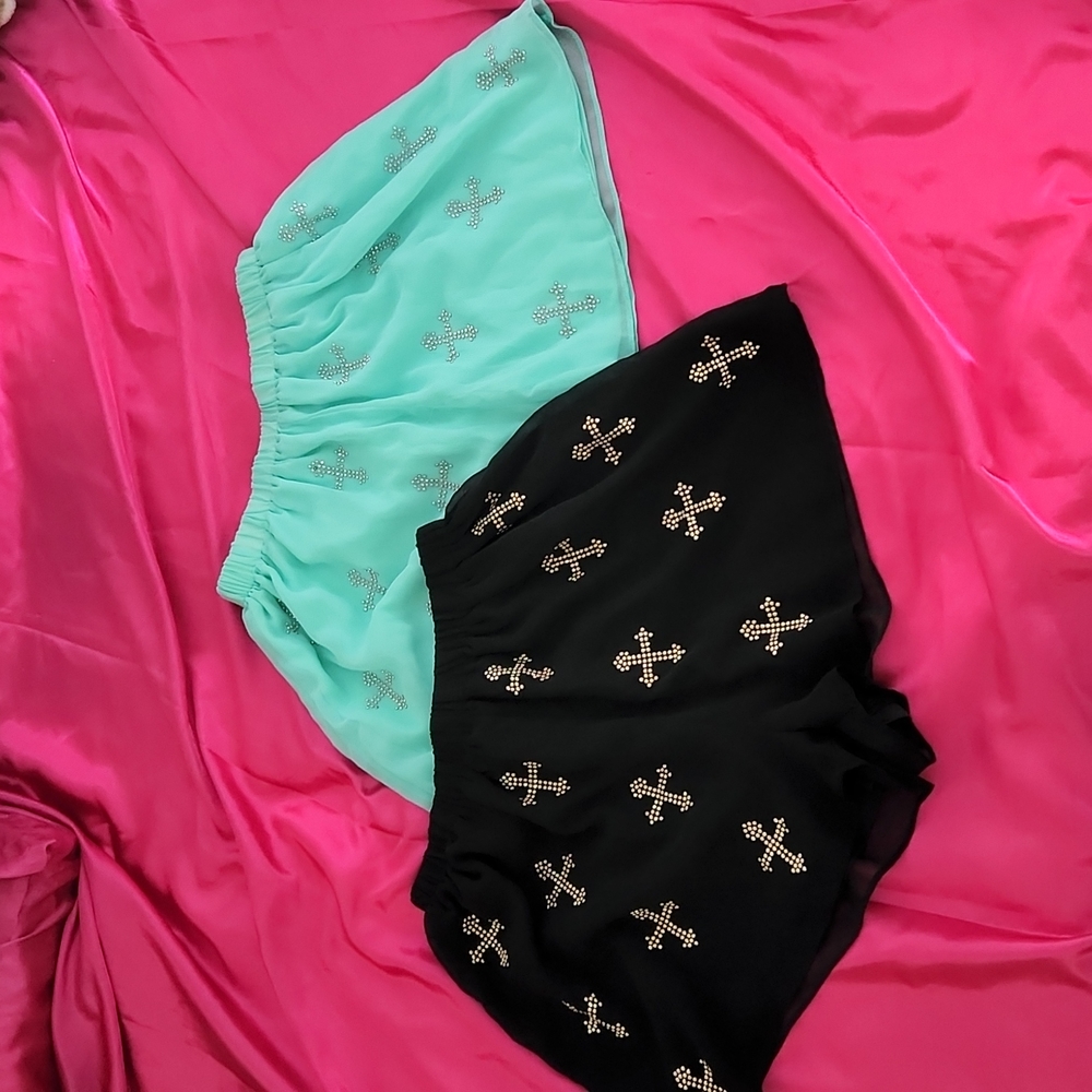 2 cross shorts